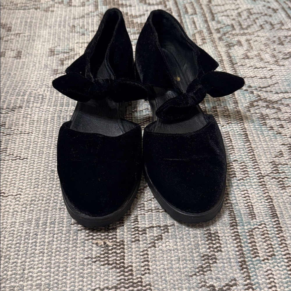 F-Troupe Black Velvet Bow Flats, size 41 - Picture 3 of 7